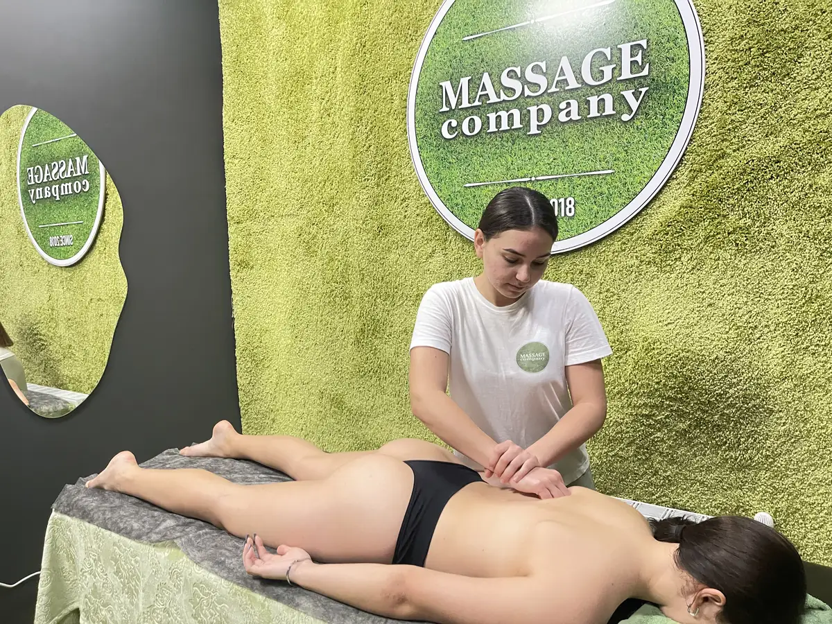Массаж спины в салоне MassageCo, Симферополь